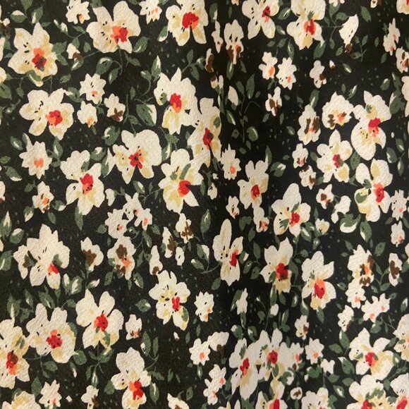 Know One Cares (Nordstrom Rack) Silky Floral Midi Skirt sz. Medium - Picture 4 of 5
